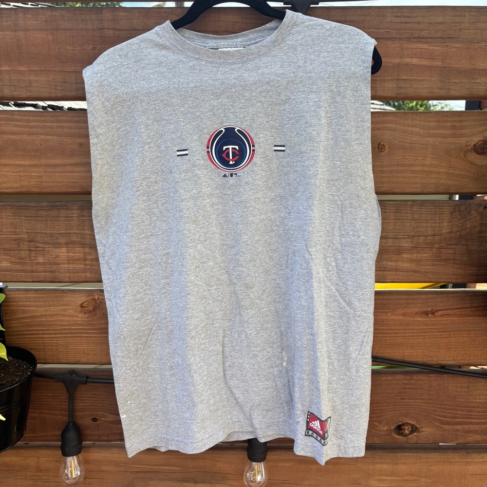 Adidas Minnesota Twins Muscle Tee Mens Medium Gray Used 2003 MLB Baseball Tank